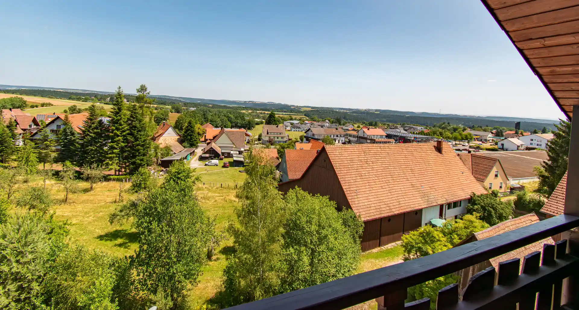 Ausblick vom Balkon im Schwarzwald-Apartment im Wellnesshotel Hohenrodt