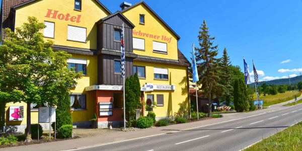 Aussenansicht Hotel und Restaurant Nehrener Hof 6