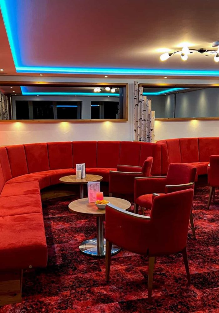 Bar-Lounge-Schwarzwald-Wellnesshotel-Hohenrodt