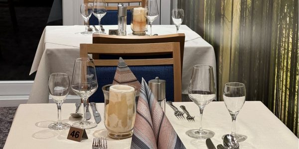 Restaurant-Tisch-Schwarzwald-Wellnesshotel-Hohenrodt-1