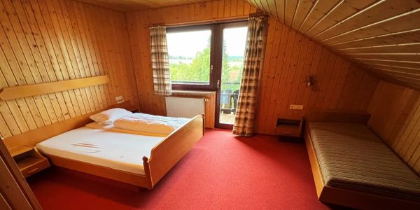 Schwarzwald-Apartment-Schlafzimmer-Wellnesshotel-Hohenrodt