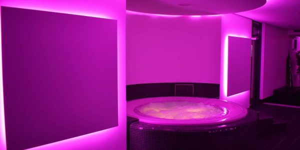 Schwimmbad-Hallenbad-Schwarzwald-Wellnesshotel-Hohenrodt-1