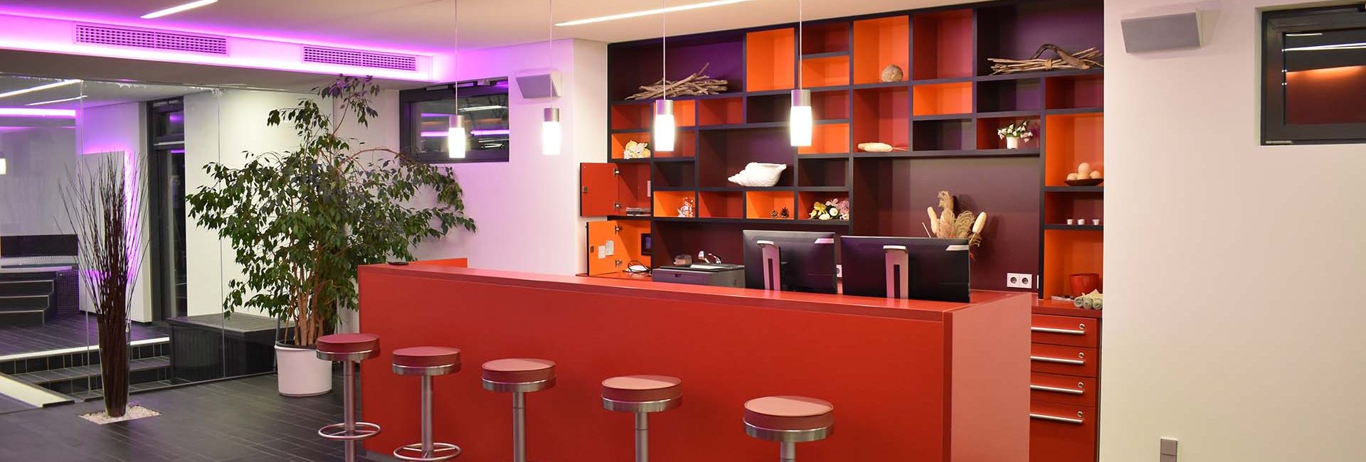 Wellnesshotel Hohenrodt Wellness Rezeption Tresen 2